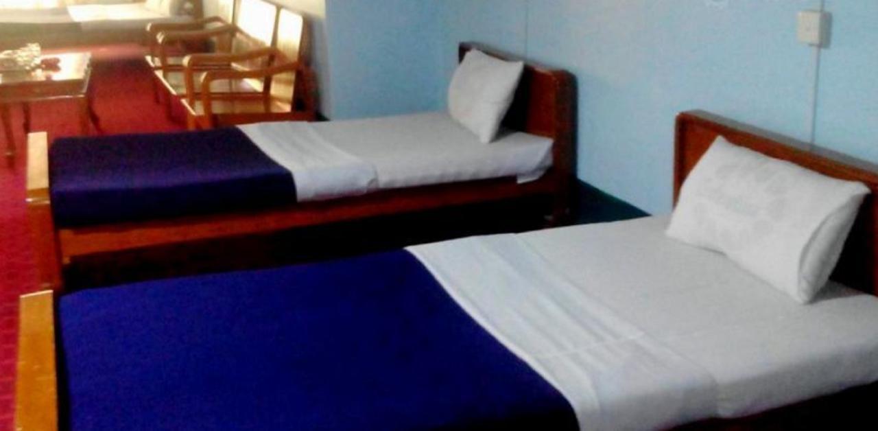 Smile Motel Pyay Экстерьер фото